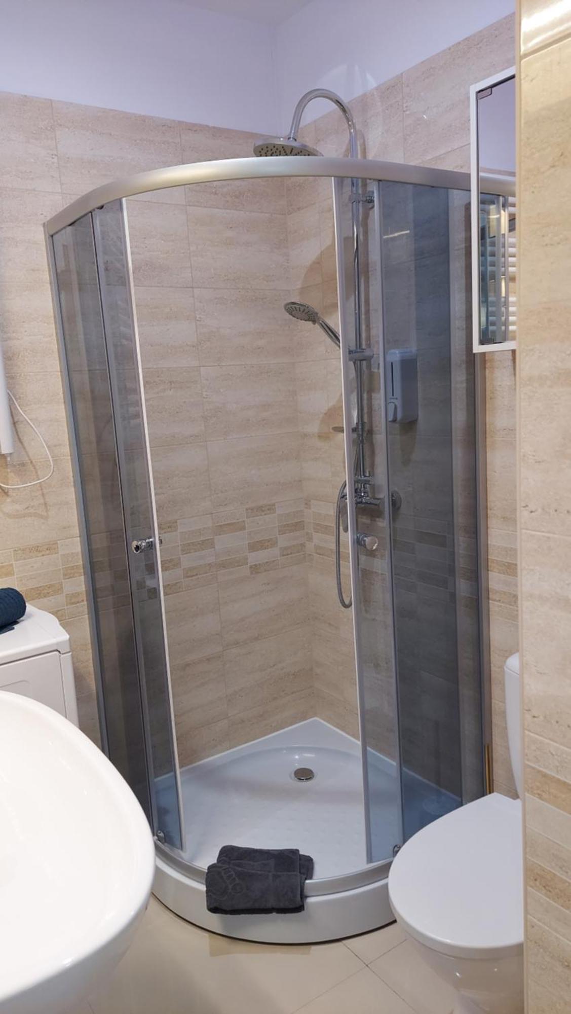Theapartments Radwanska Lodź Ruang foto